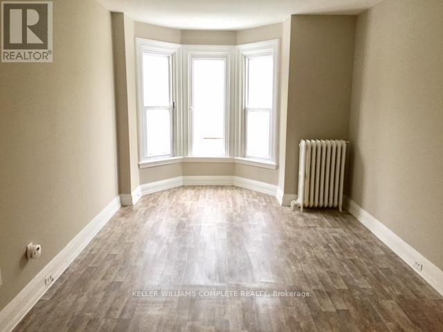 Photo 1 of 127 West Street, Brantford ON