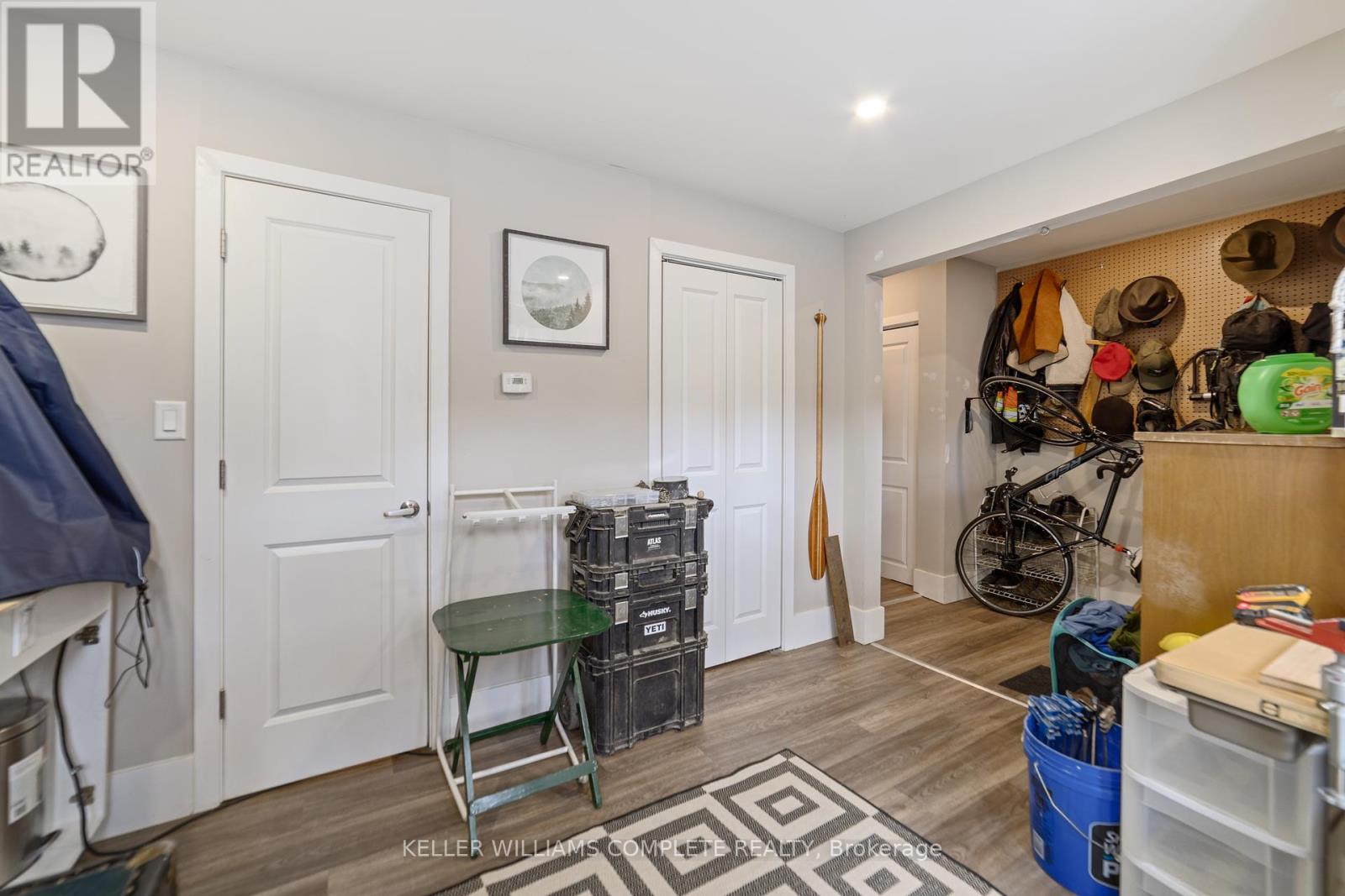 Photo 9 of 29 Gibson Avenue, Hamilton ON