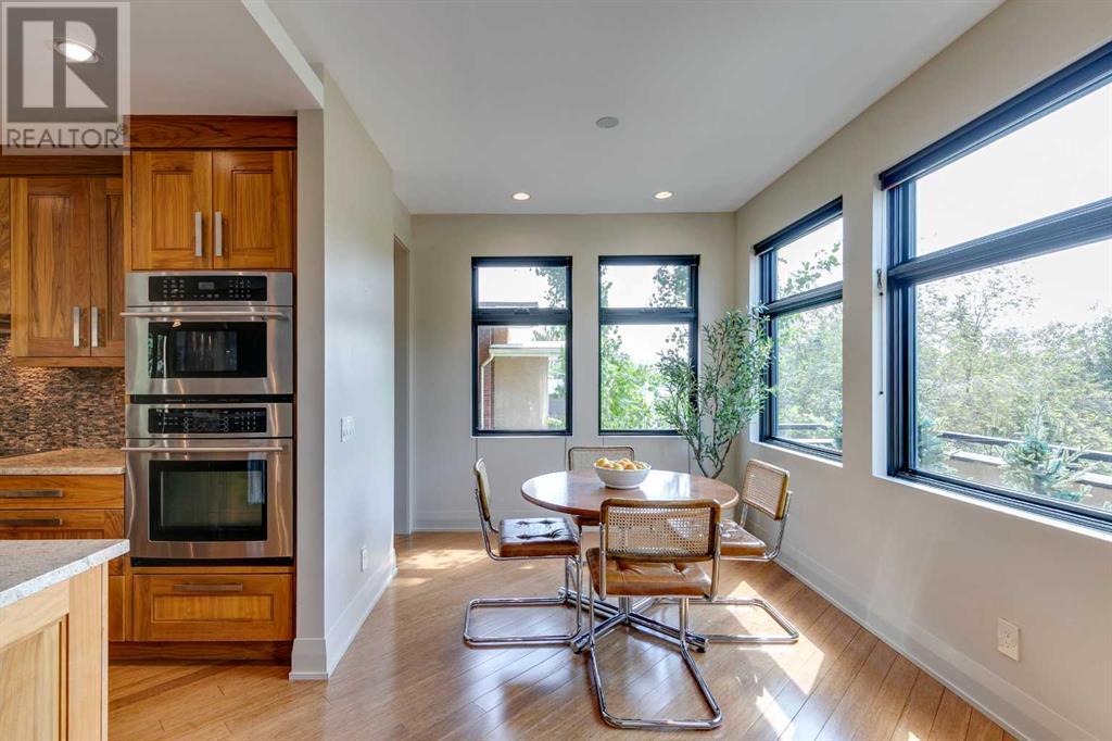 Single Family House for Sale in  Bannerman Drive NW Brentwood Calgary 
