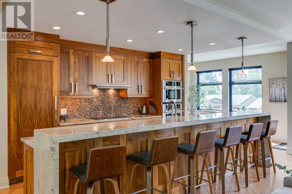 Single Family House for Sale in  Bannerman Drive NW Brentwood Calgary 