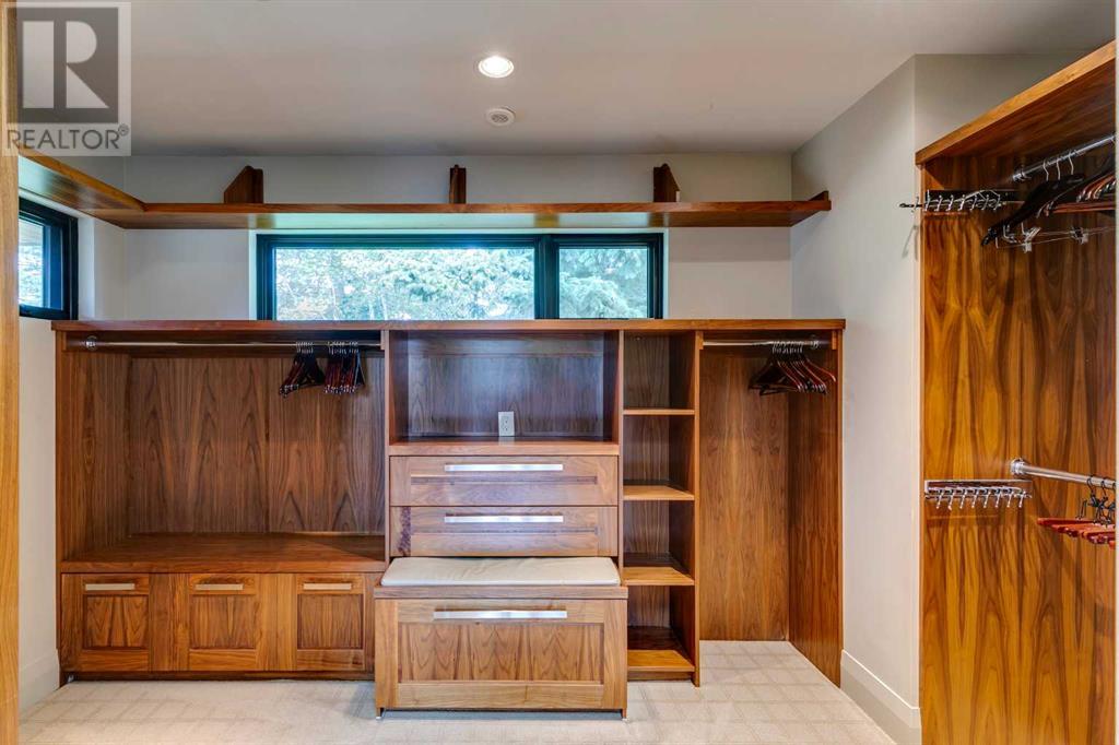 Single Family House for Sale in  Bannerman Drive NW Brentwood Calgary 