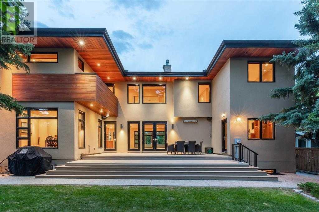 Single Family House for Sale in  Bannerman Drive NW Brentwood Calgary 