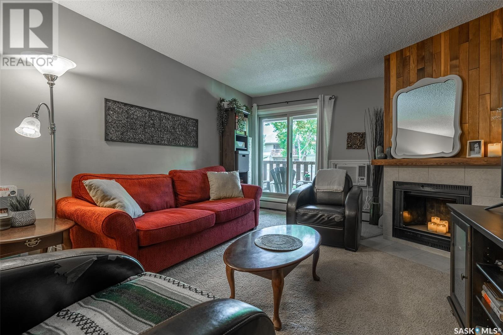 Single Family House Low rise for Sale in B  Mckercher DRIVE Saskatoon 