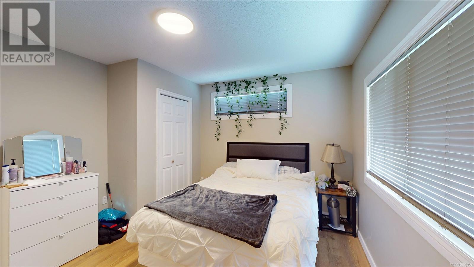 4767 Cordova Bay Rd, Saanich