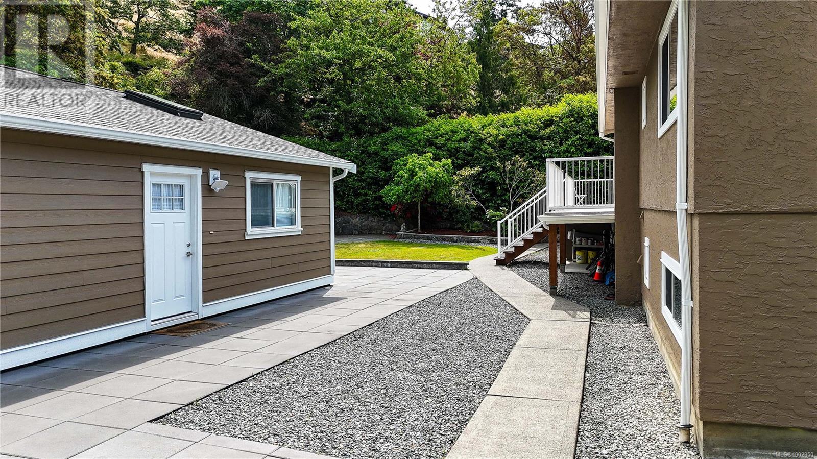 4767 Cordova Bay Rd, Saanich