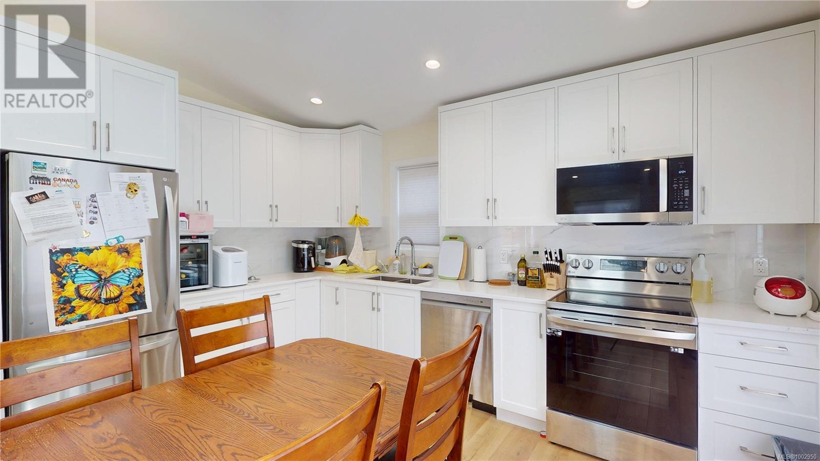 4767 Cordova Bay Rd, Saanich
