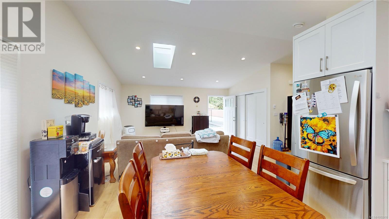 4767 Cordova Bay Rd, Saanich