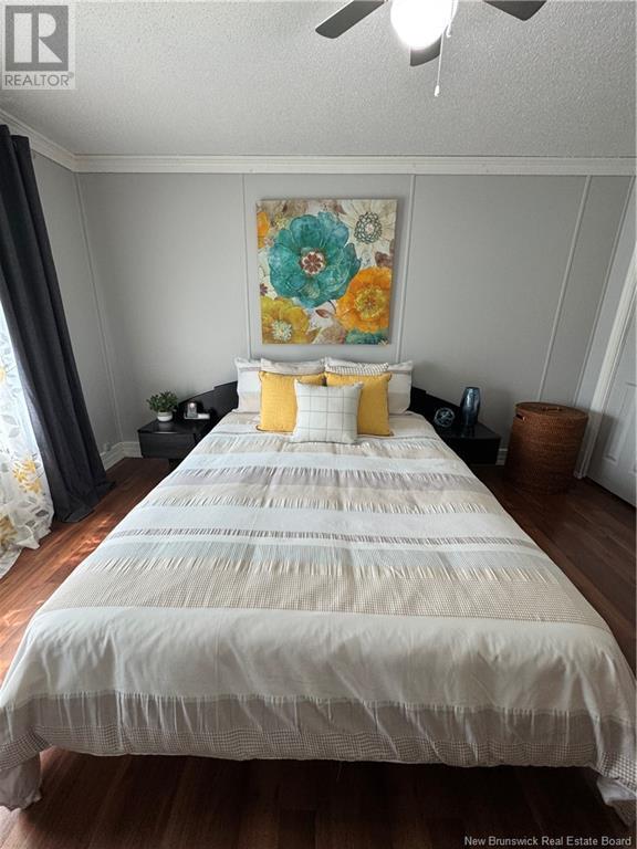 17 Lobelia Street - 13
