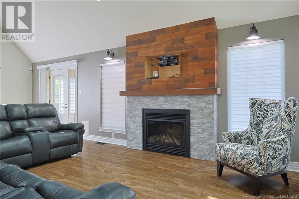 Photo 7 of 733 Chartersville Road, Dieppe NB