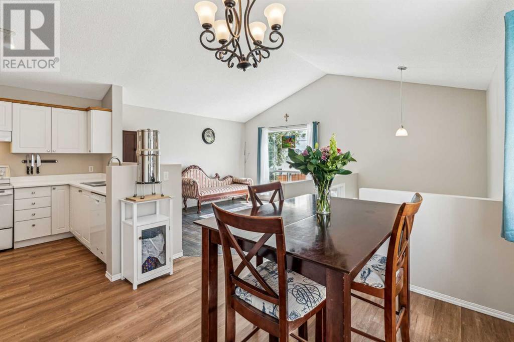 Single Family House Bi-level for Sale in  Citadel Forest Close NW Citadel Calgary 