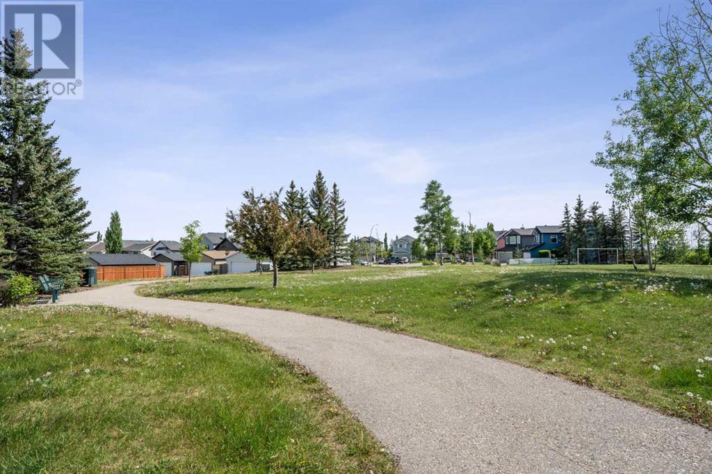 Single Family House Bi-level for Sale in  Citadel Forest Close NW Citadel Calgary 