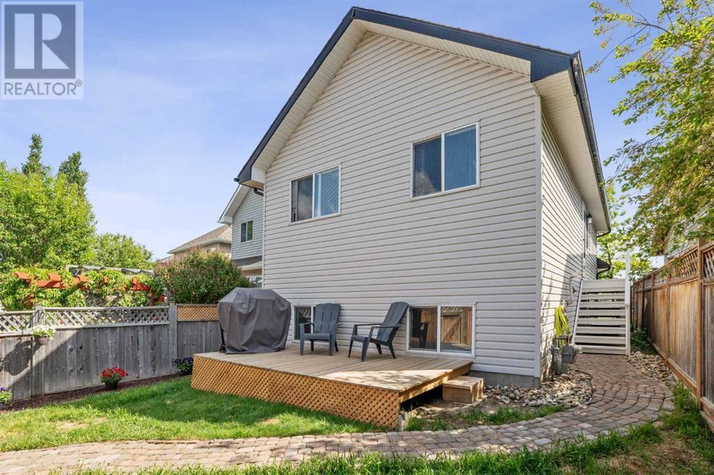 Single Family House Bi-level for Sale in  Citadel Forest Close NW Citadel Calgary 