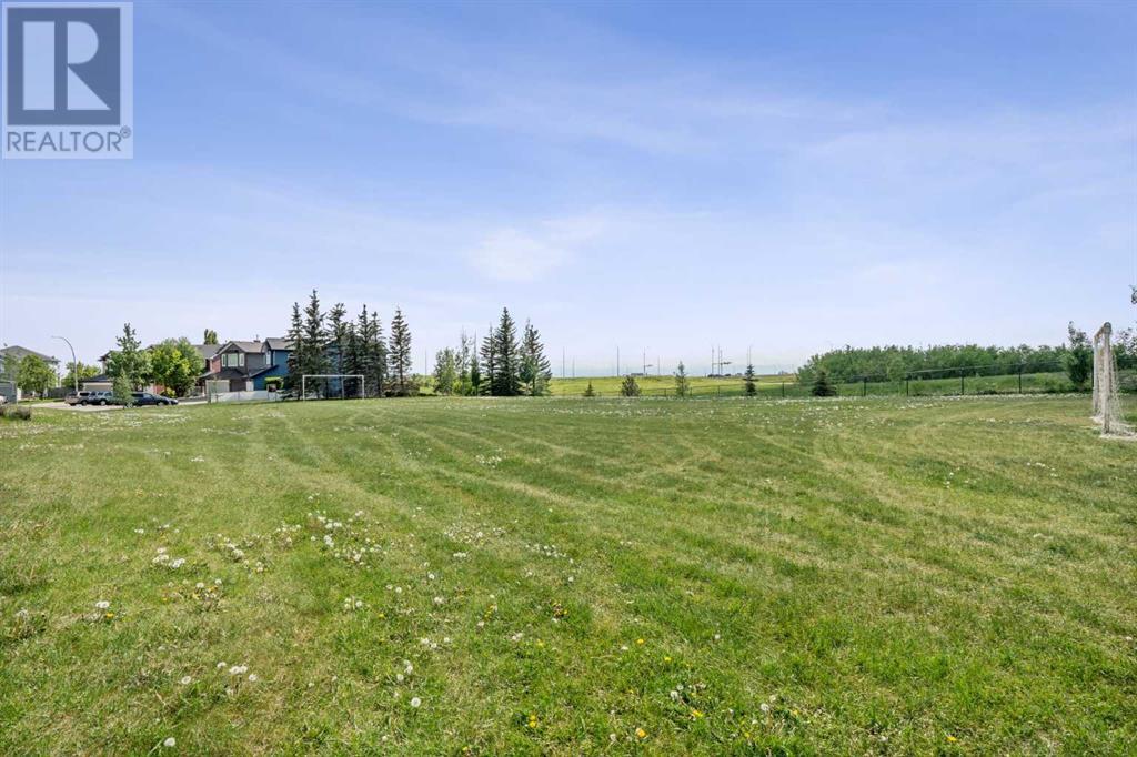 Single Family House Bi-level for Sale in  Citadel Forest Close NW Citadel Calgary 