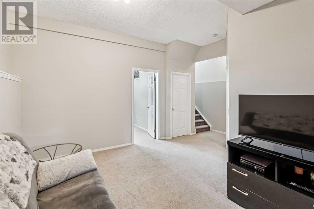 Single Family House Bi-level for Sale in  Citadel Forest Close NW Citadel Calgary 