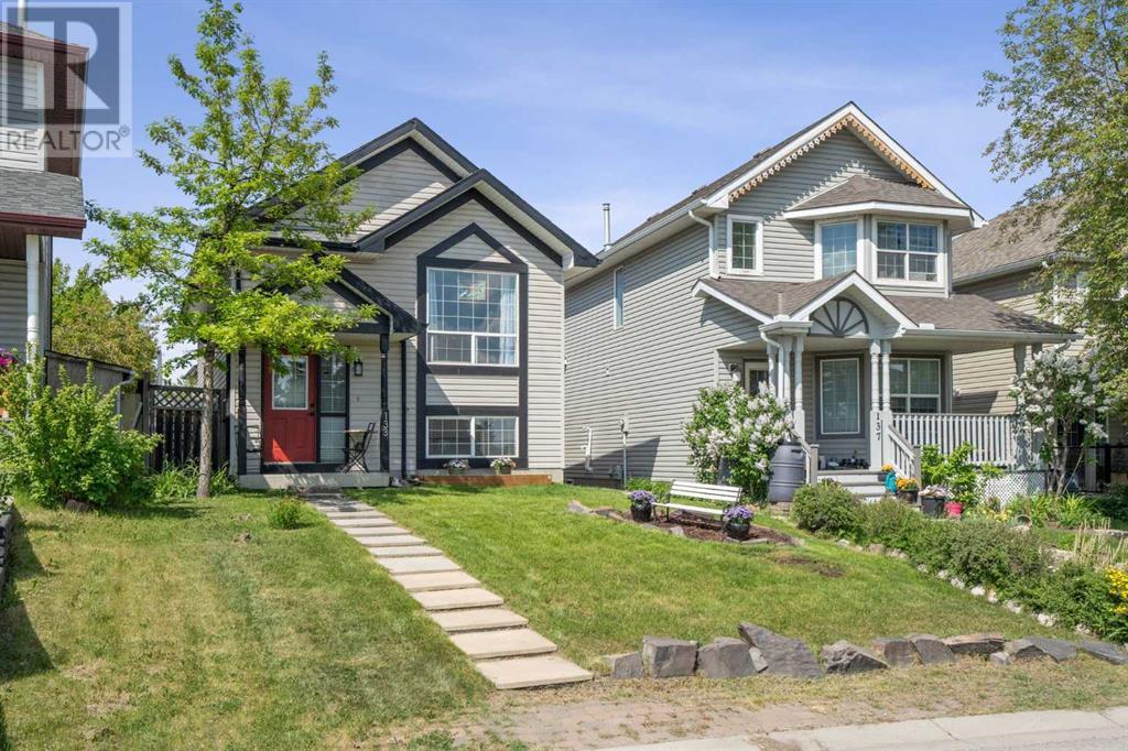 Single Family House Bi-level for Sale in  Citadel Forest Close NW Citadel Calgary 
