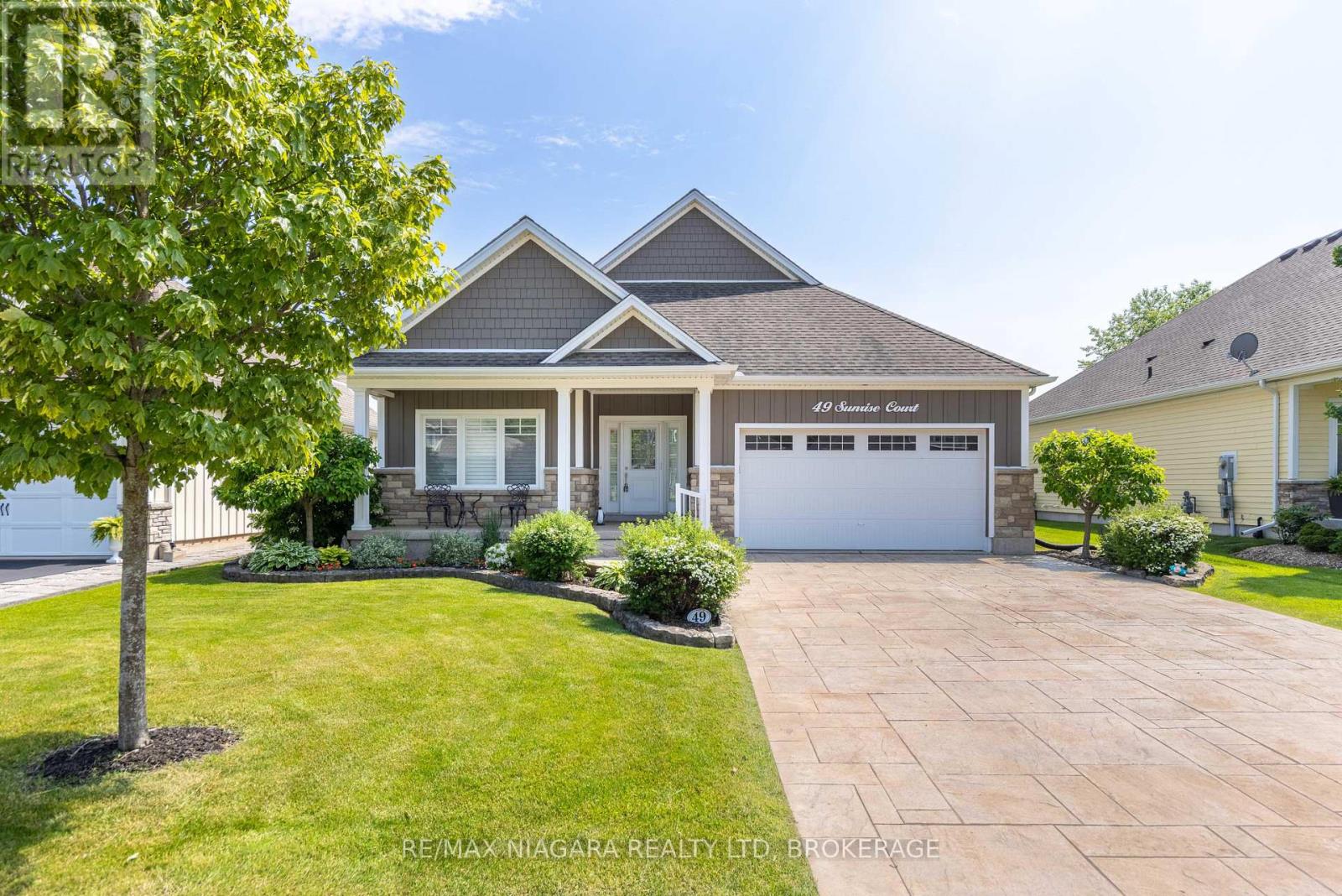 Photo 20 of 49 Sunrise Court, Fort Erie ON