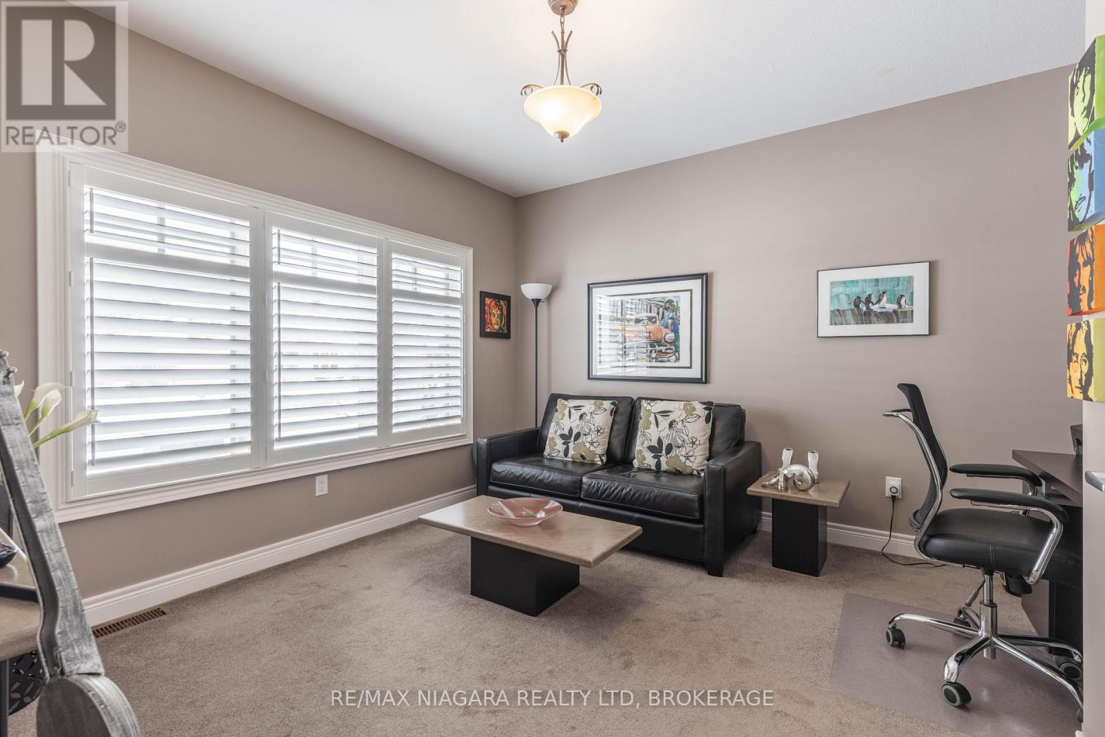 Photo 15 of 49 Sunrise Court, Fort Erie ON