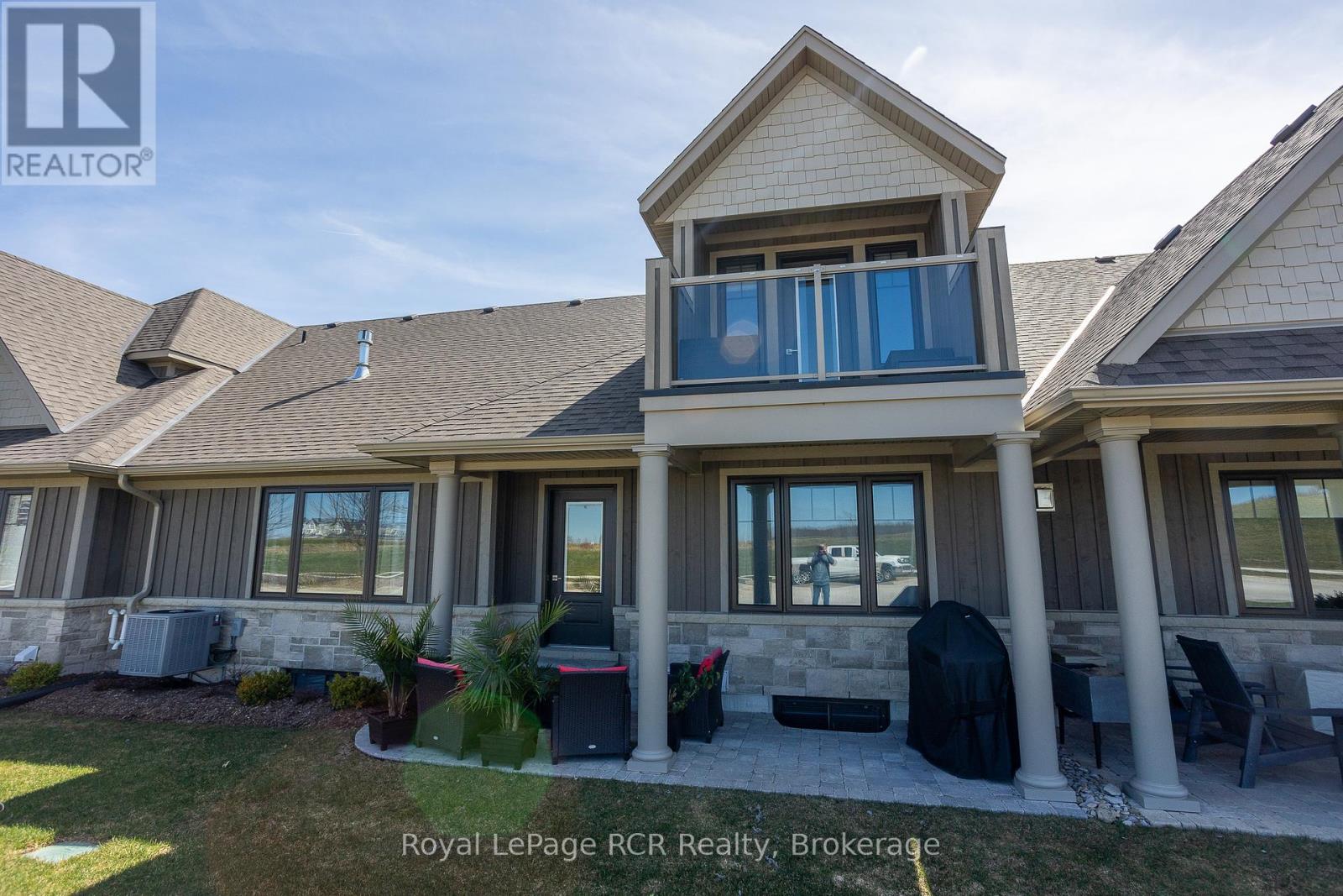 Photo 6 of 133 Hawthorn Crescent, Georgian Bluffs ON
