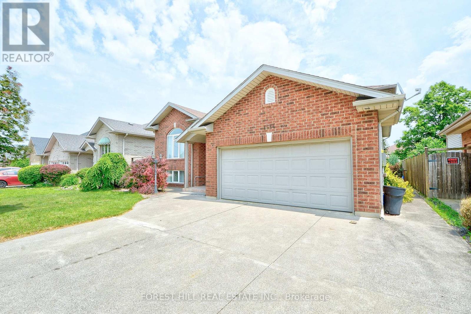 Photo 8 of 1614 Morningstar Avenue, Windsor ON
