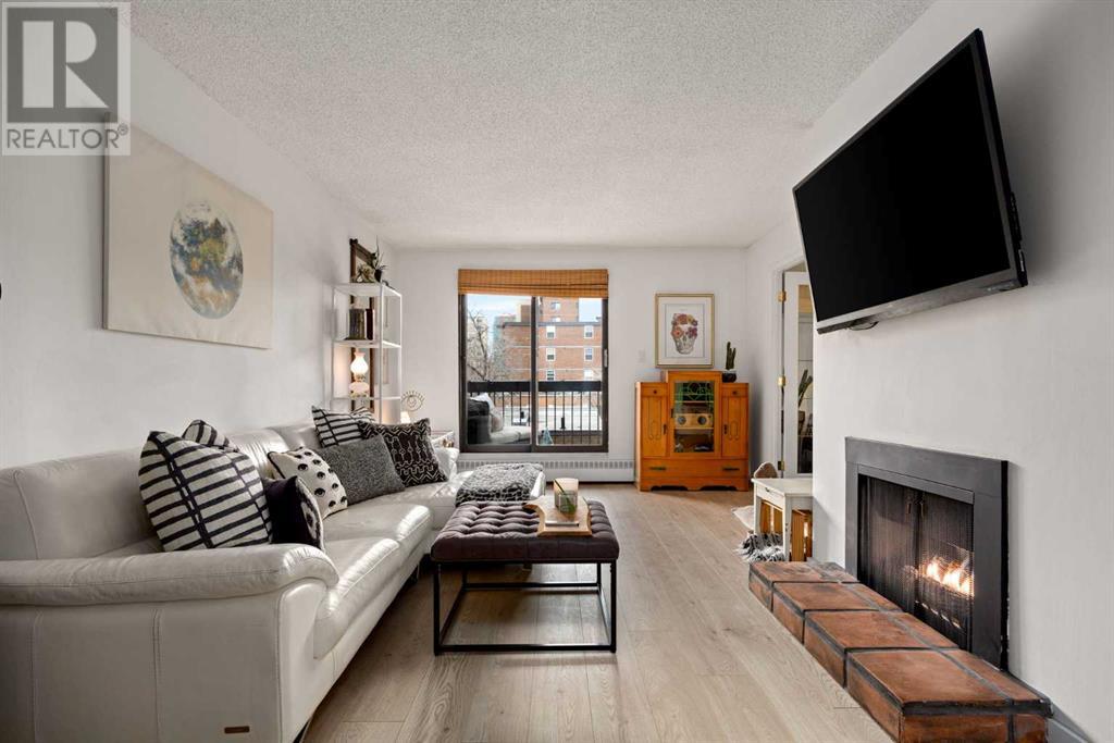 Single Family House for Sale in    Avenue SW Beltline Calgary 