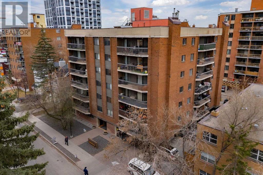 Single Family House for Sale in    Avenue SW Beltline Calgary 