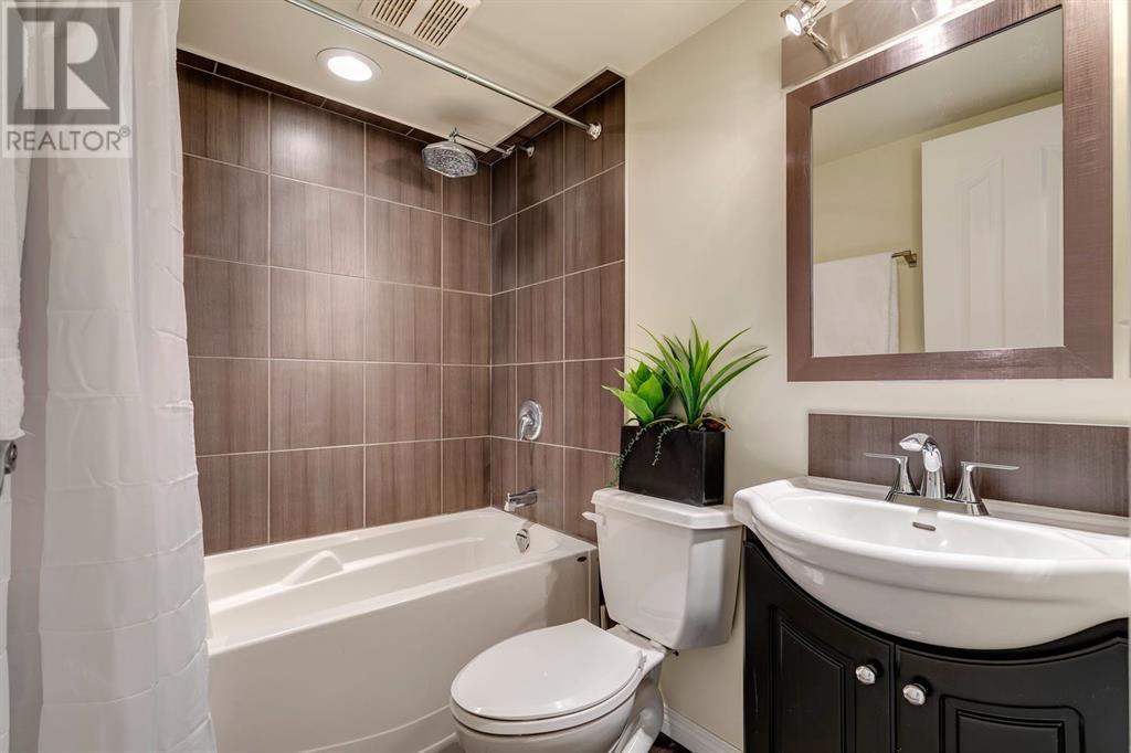 Single Family House for Sale in   A Street SW Bankview Calgary 