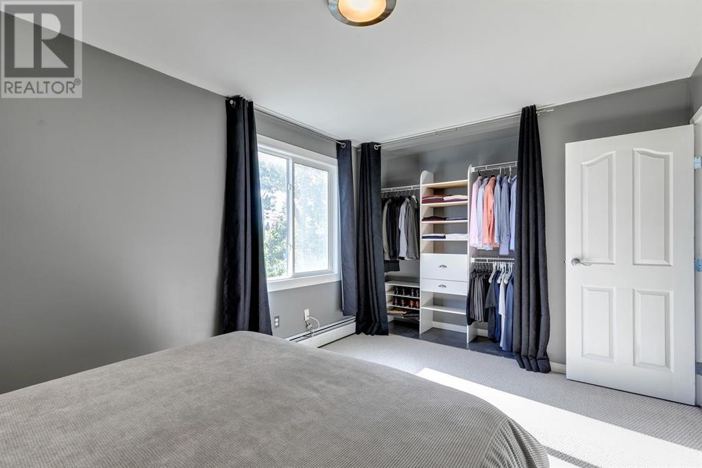 Single Family House for Sale in   A Street SW Bankview Calgary 