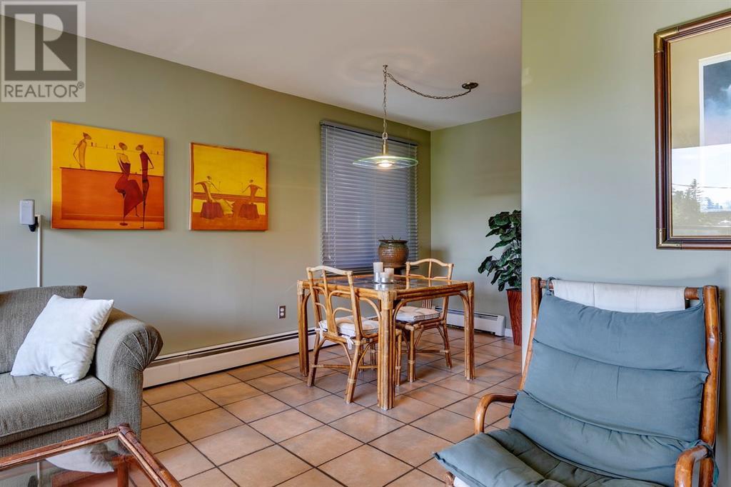 Single Family House for Sale in   A Street SW Bankview Calgary 