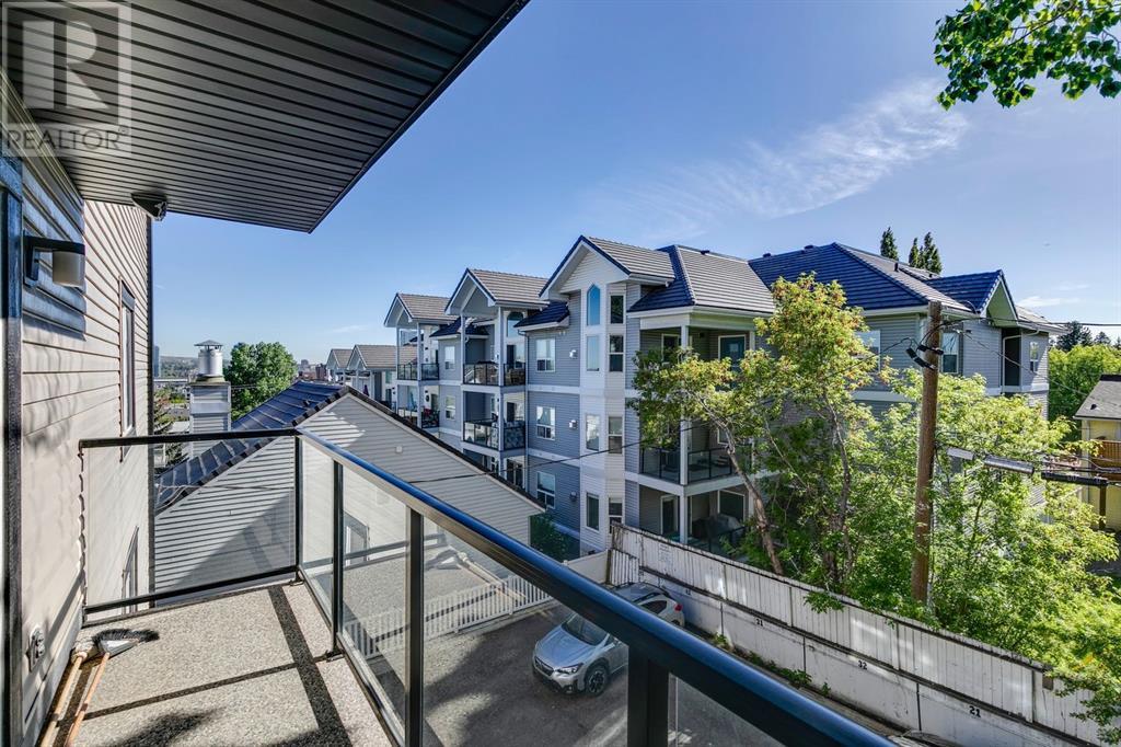 Single Family House for Sale in   A Street SW Bankview Calgary 