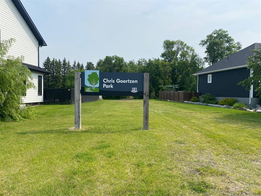 Photo 19 of 8 Wyndham Court, Steinbach MB