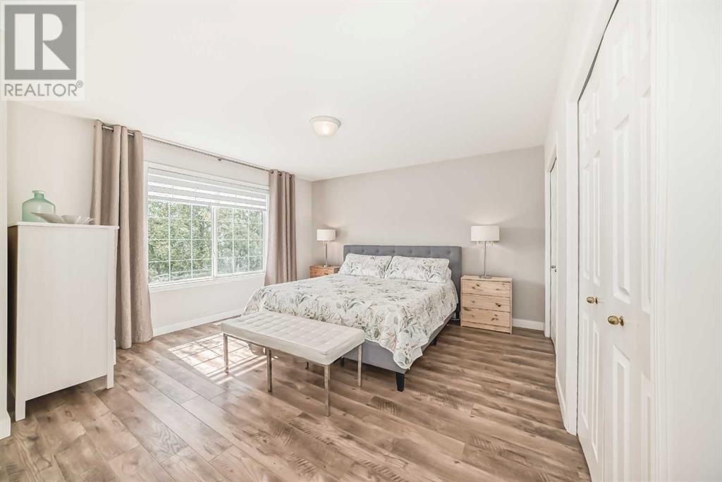 Single Family House for Sale in  Citadel Acres Close NW Citadel Calgary 