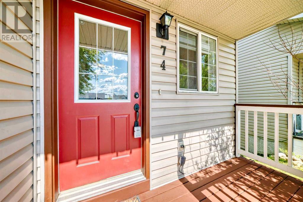 Single Family House for Sale in  Citadel Acres Close NW Citadel Calgary 