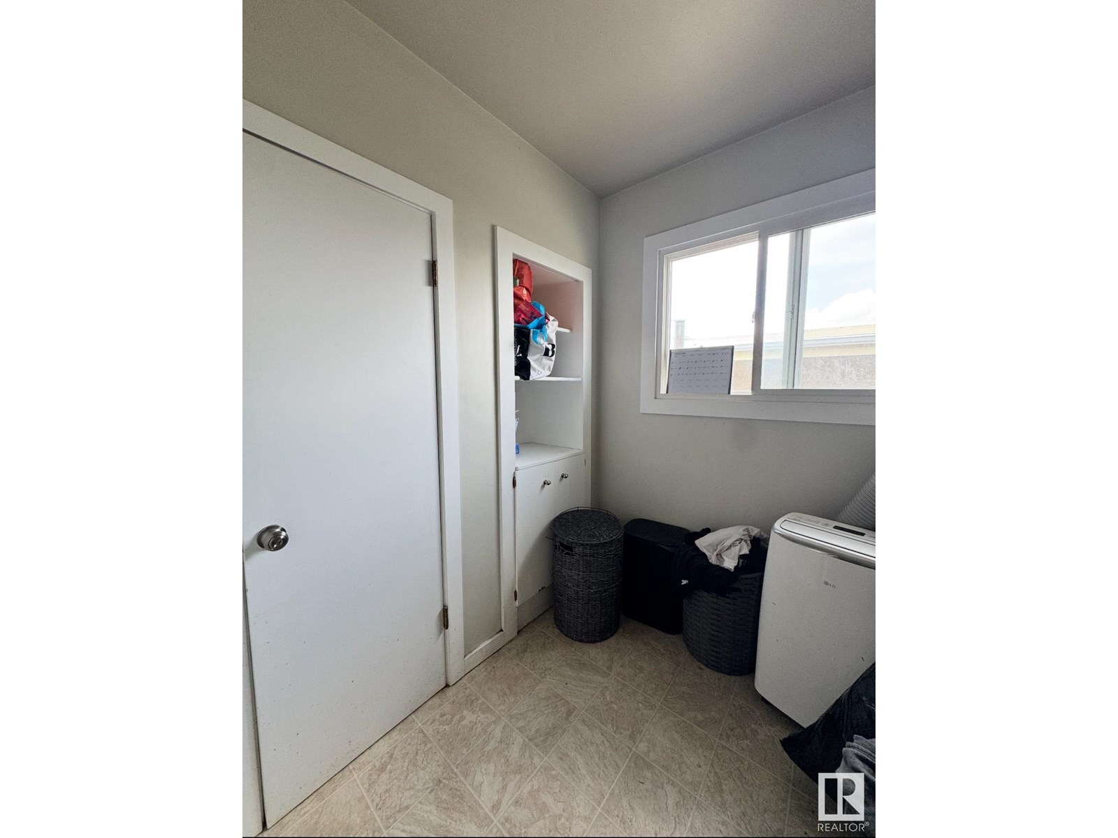 Single Family House Bungalow for Sale in   ST NW Edmonton 