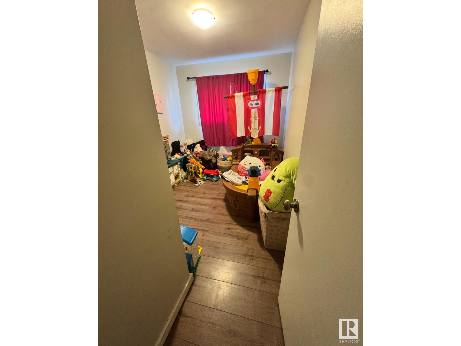 Single Family House Bungalow for Sale in   ST NW Edmonton 