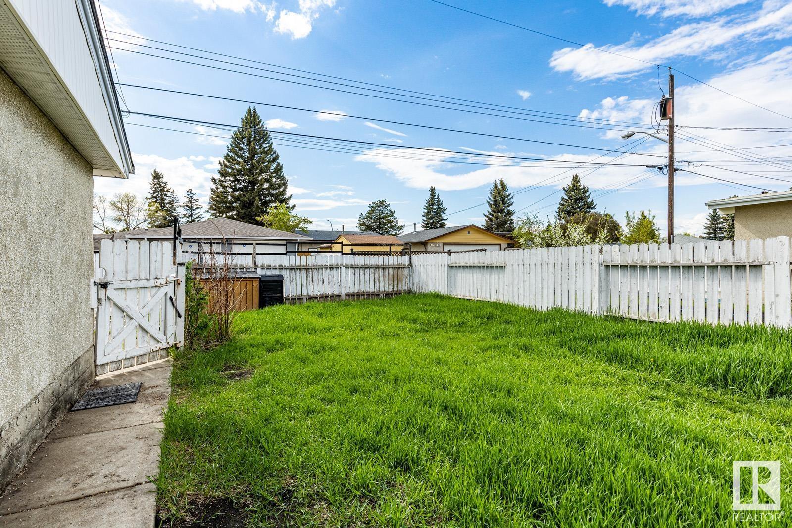 Single Family House Bungalow for Sale in   ST NW Edmonton 