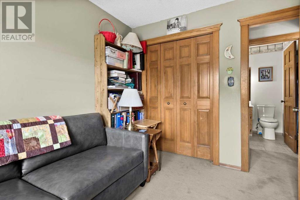 Single Family House 5 Level for Sale in  Ranchridge Way NW Ranchlands Calgary 