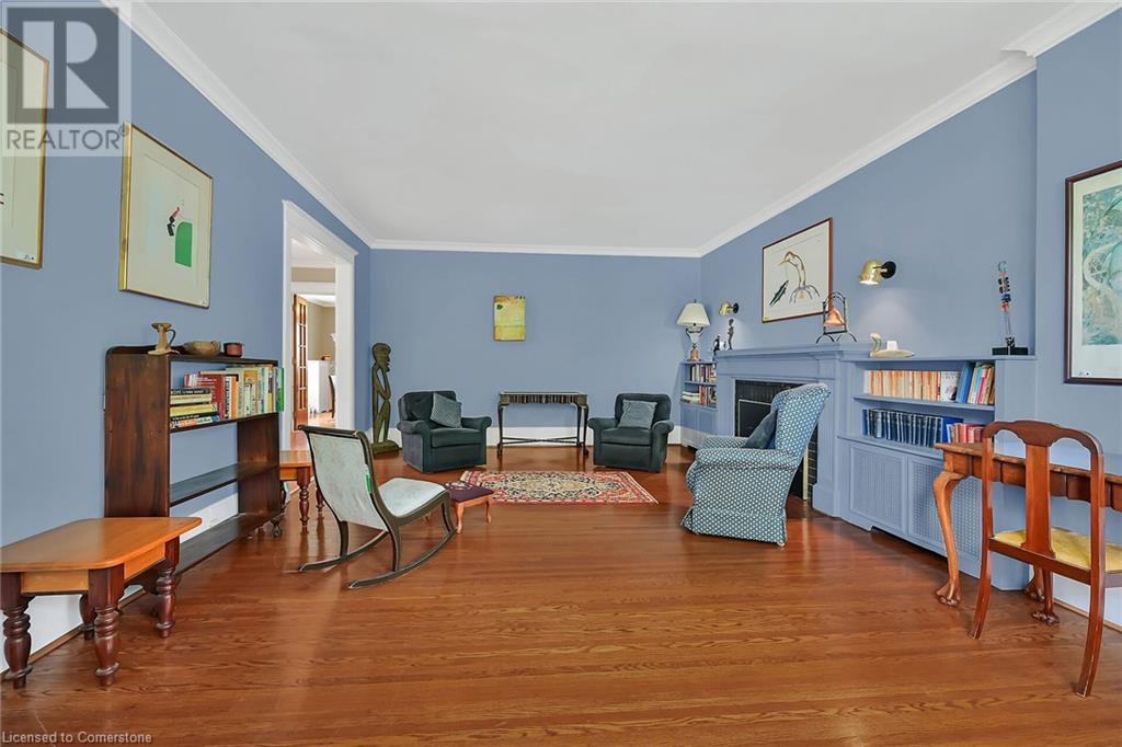 Photo 25 of 40 Undermount Avenue, Hamilton ON