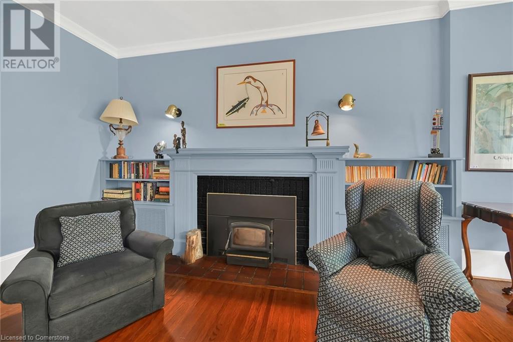 Photo 21 of 40 Undermount Avenue, Hamilton ON