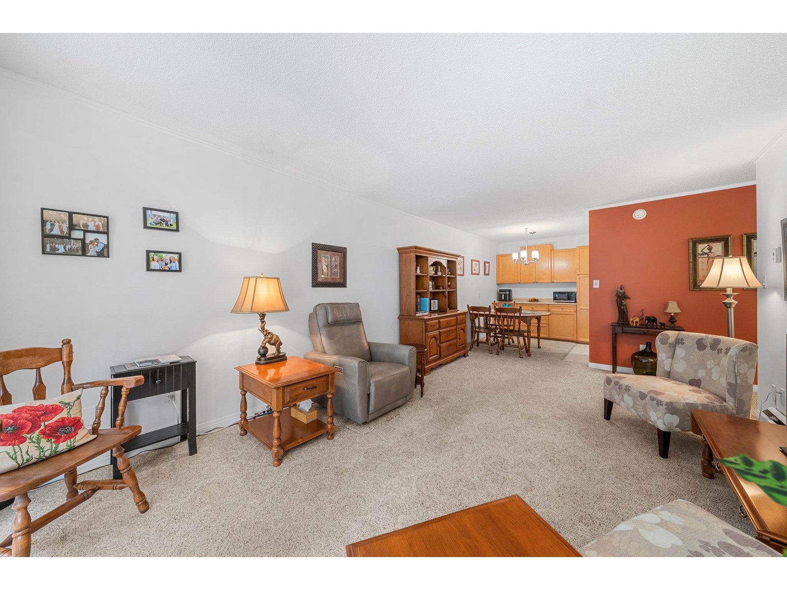 105 1520 BLACKWOOD STREET, White Rock