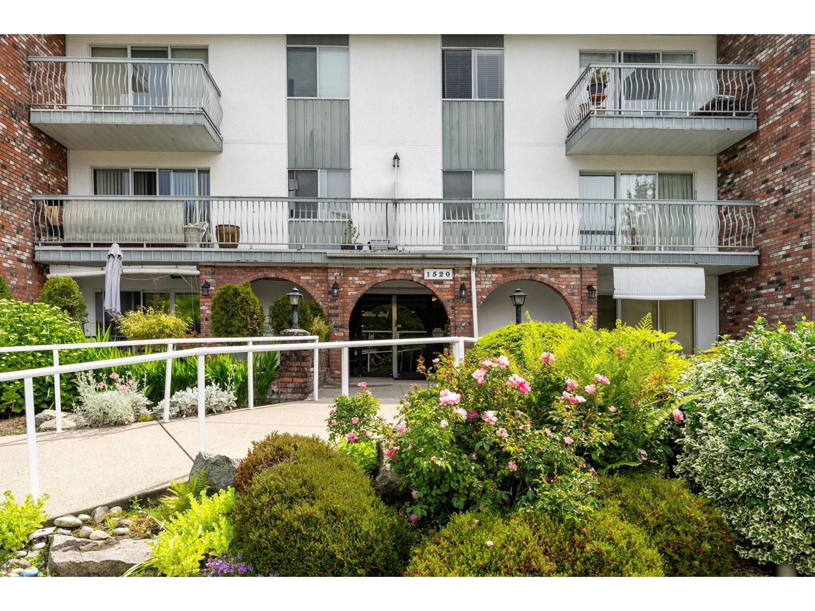 105 1520 BLACKWOOD STREET, White Rock