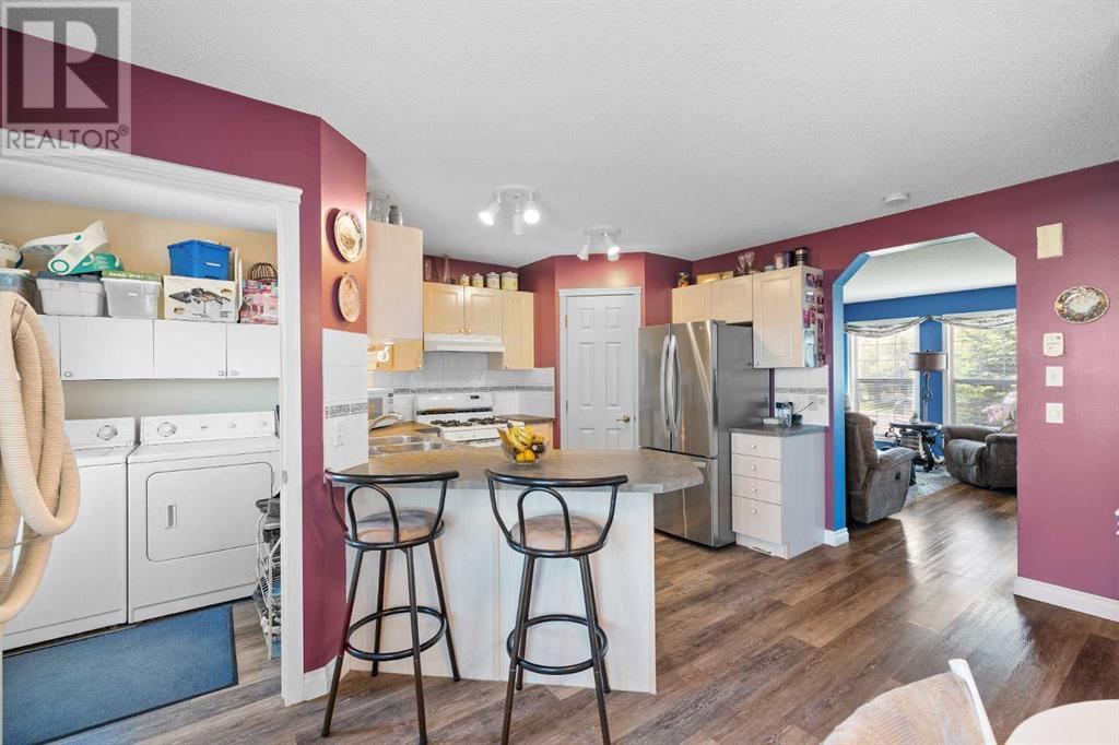 Single Family House for Sale in  Citadel Acres Close NW Citadel Calgary 