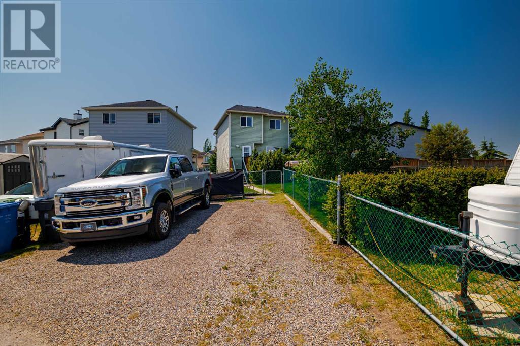 Single Family House for Sale in  Citadel Acres Close NW Citadel Calgary 