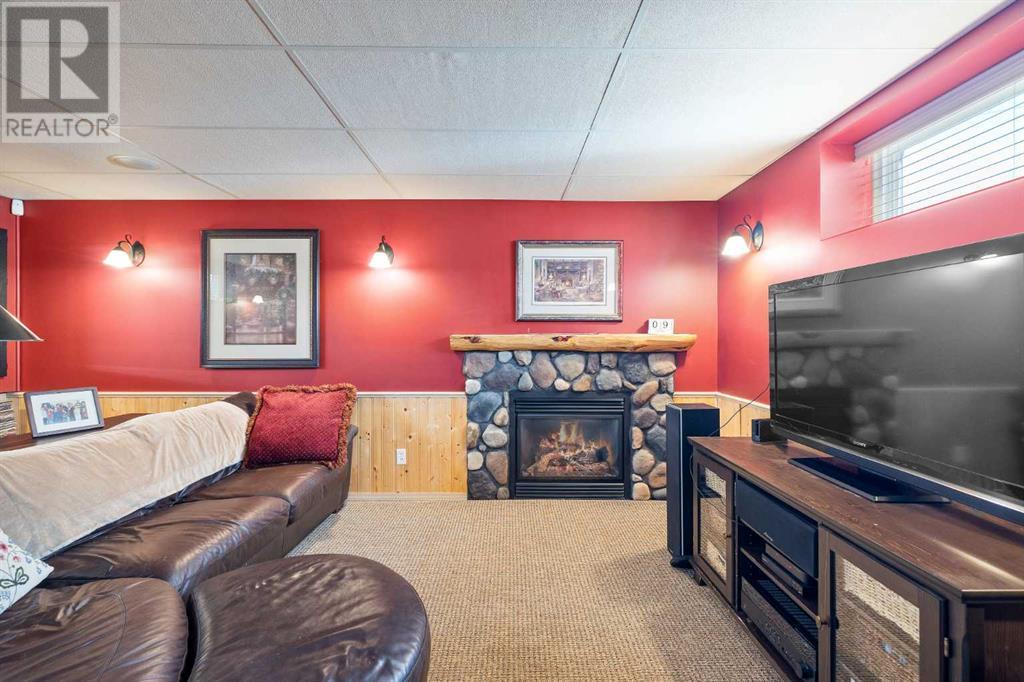 Single Family House for Sale in  Citadel Acres Close NW Citadel Calgary 