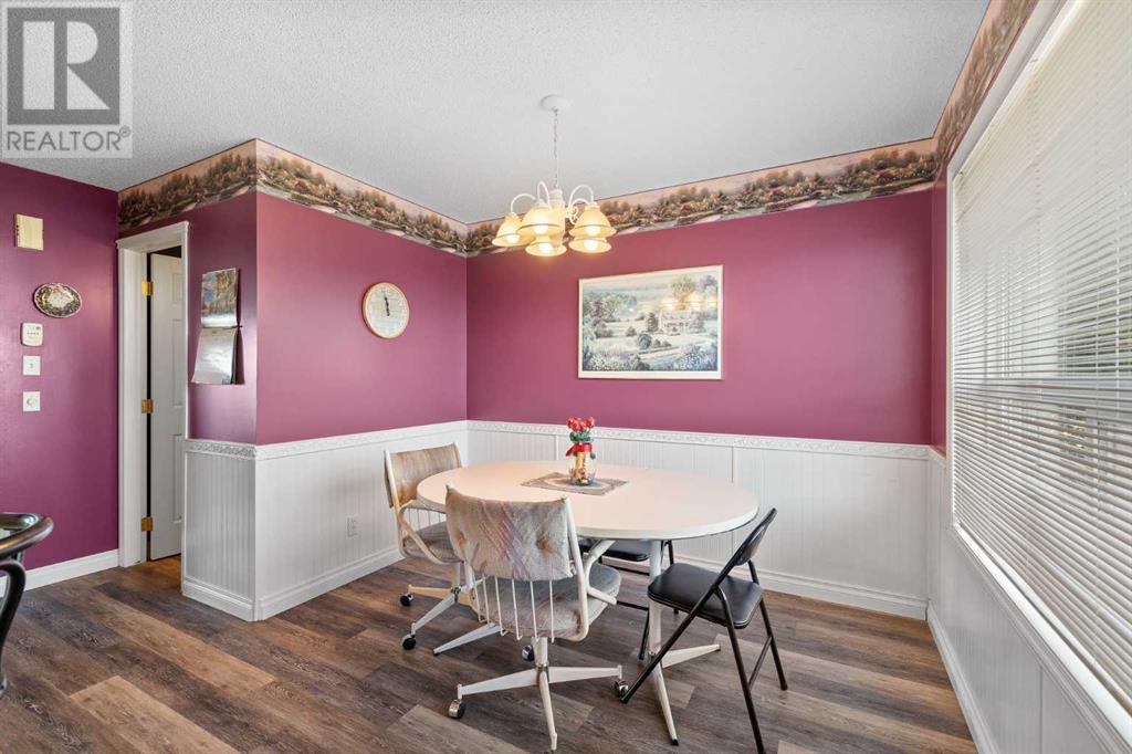 Single Family House for Sale in  Citadel Acres Close NW Citadel Calgary 
