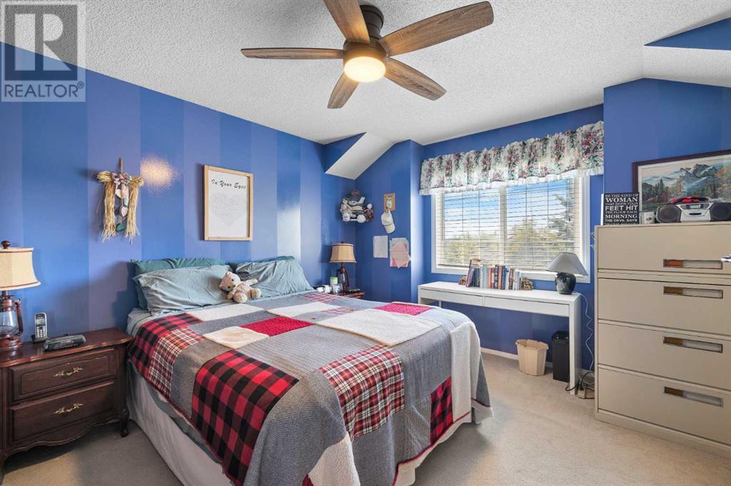 Single Family House for Sale in  Citadel Acres Close NW Citadel Calgary 
