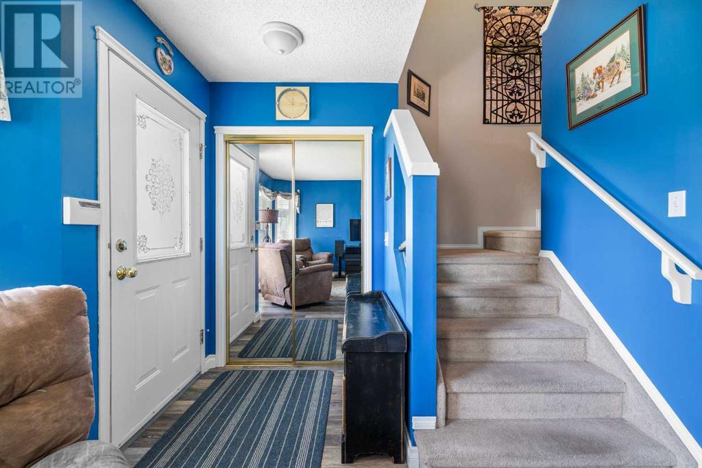Single Family House for Sale in  Citadel Acres Close NW Citadel Calgary 