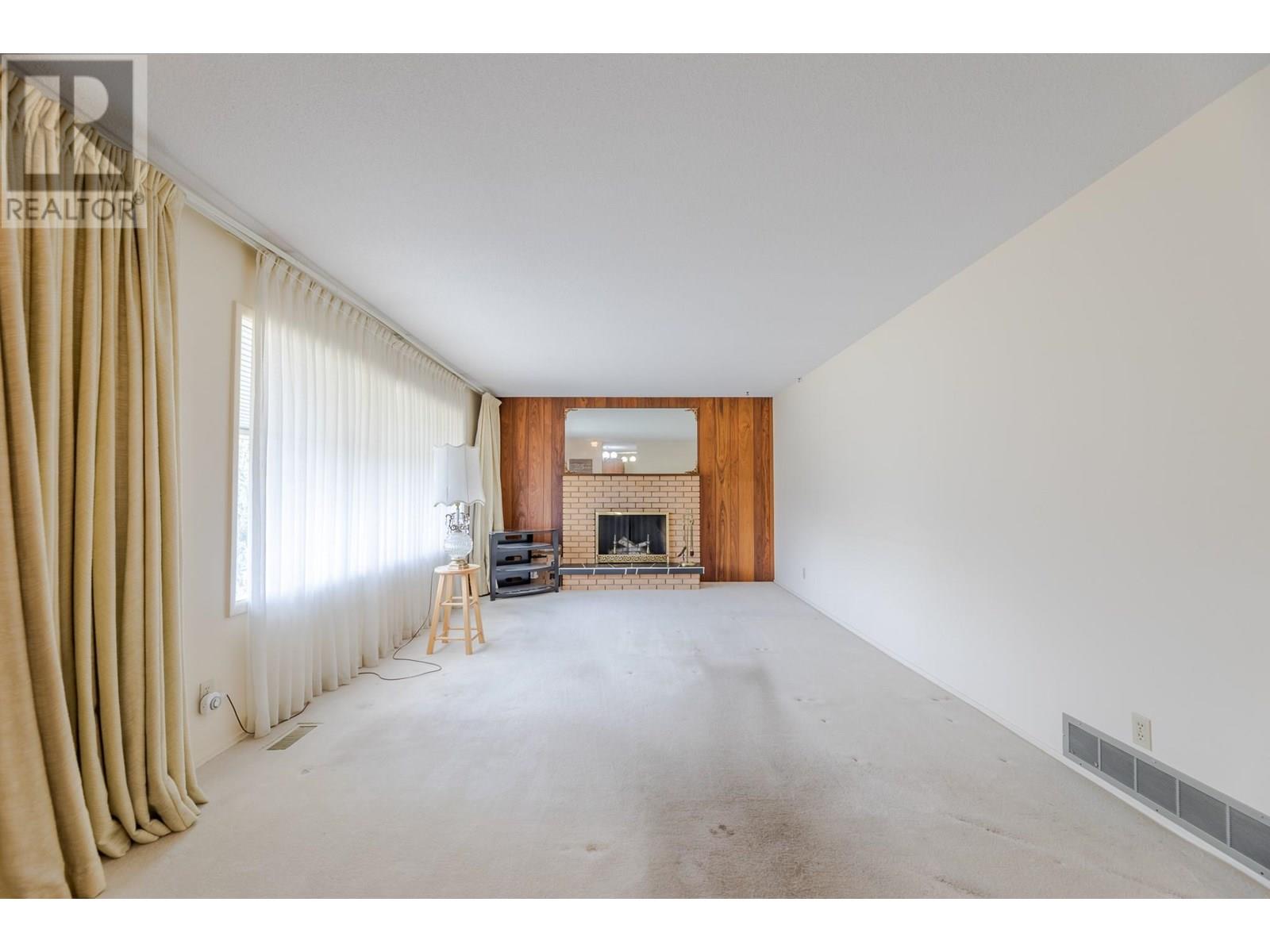  2450 McKenzie Street, Penticton