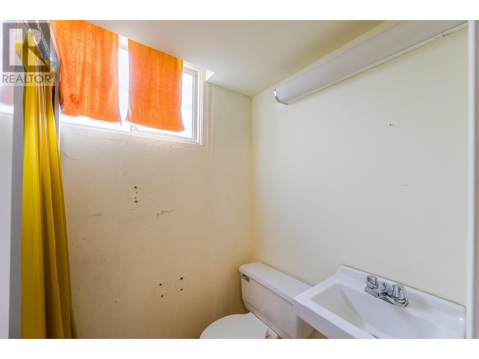  2450 McKenzie Street, Penticton