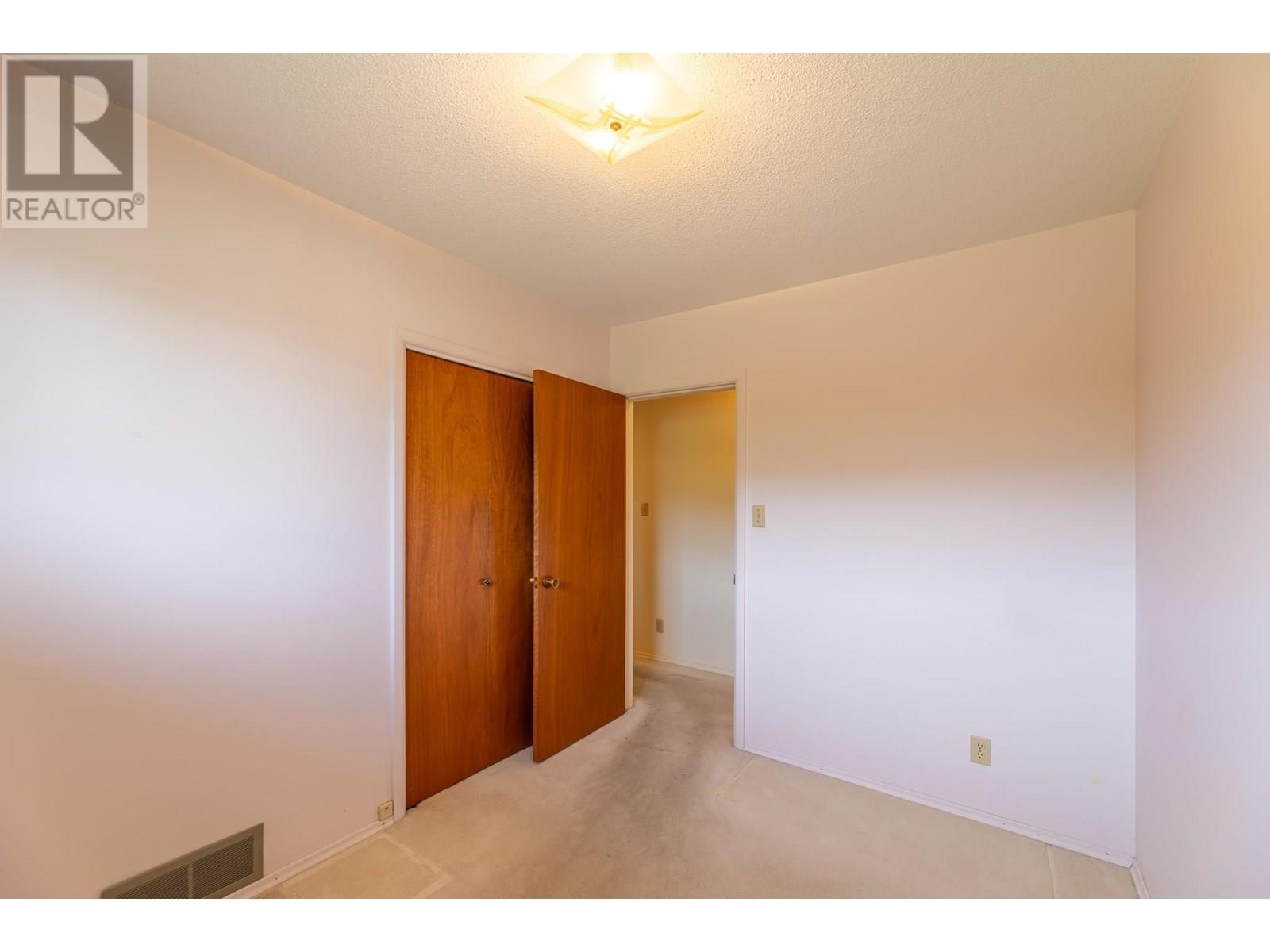  2450 McKenzie Street, Penticton