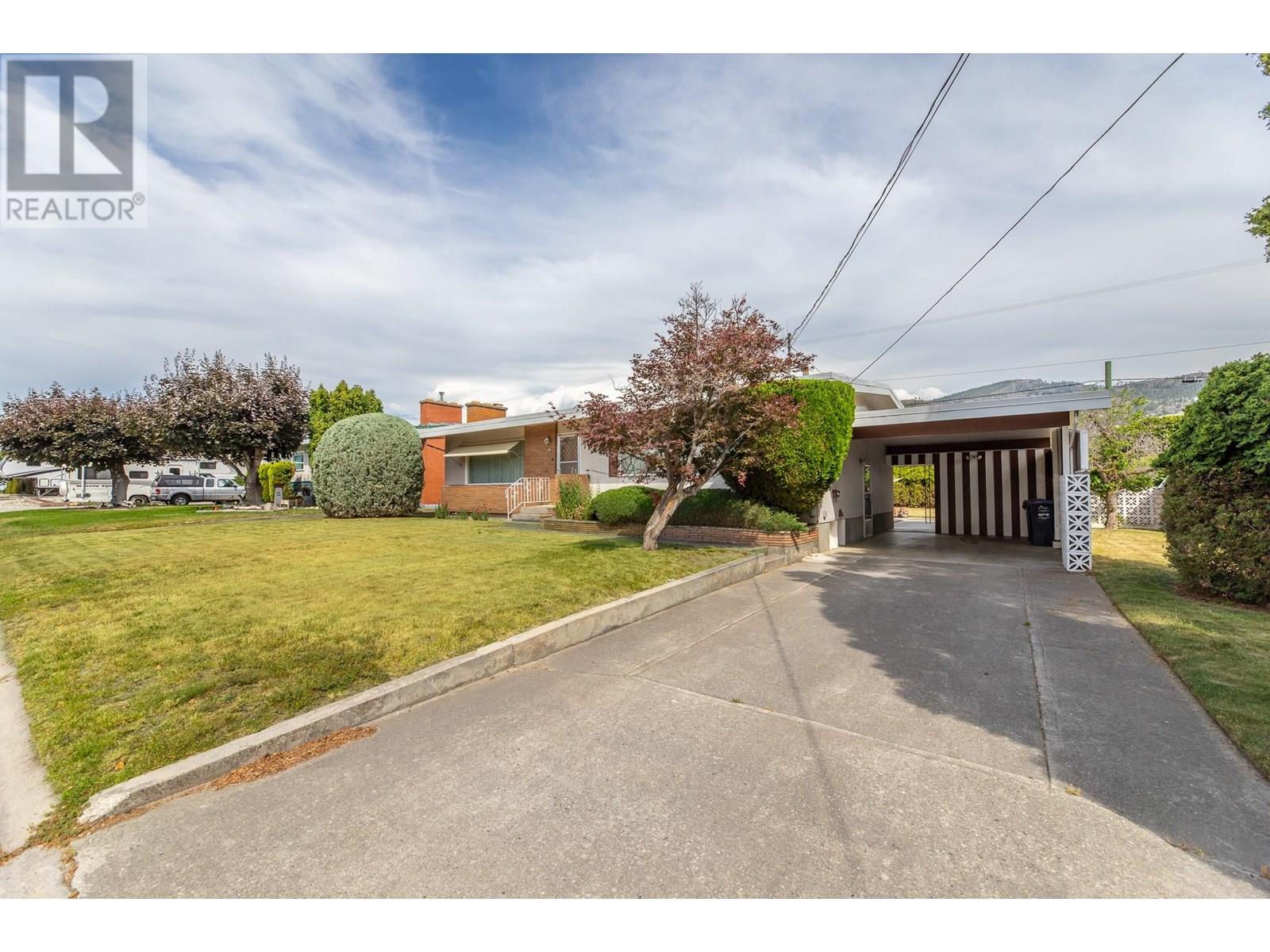  2450 McKenzie Street, Penticton